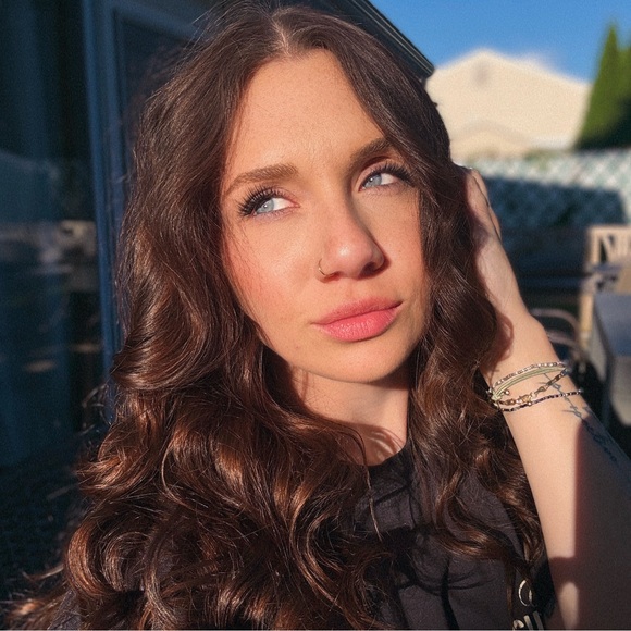 emmabudovsky